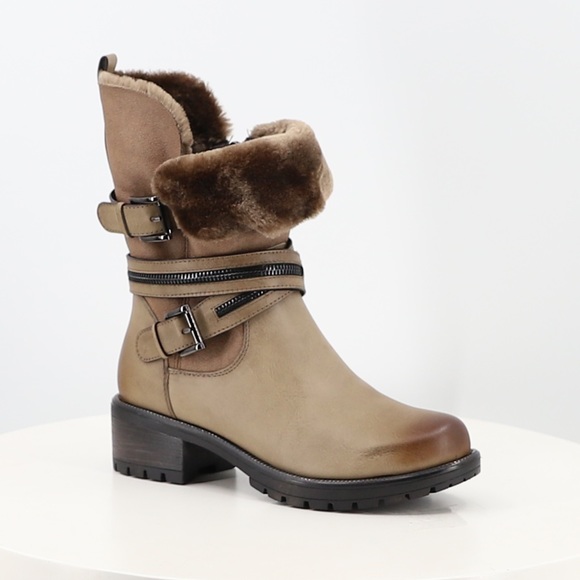 Women’s Faux Fur Lined Zipper and Buckle Detail Boots in Beige Faux Leather - Picture 2 of 16